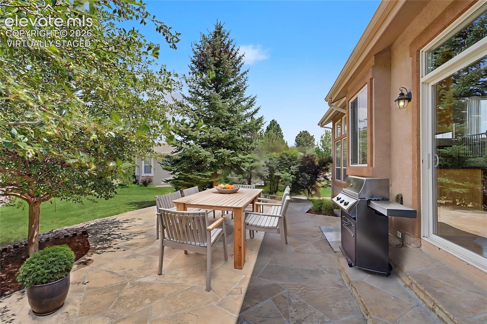 2528 Willow Glen Drive