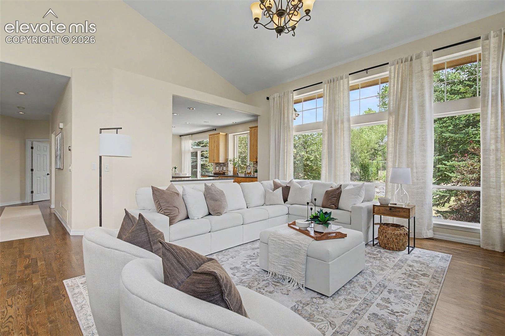2528 Willow Glen Drive