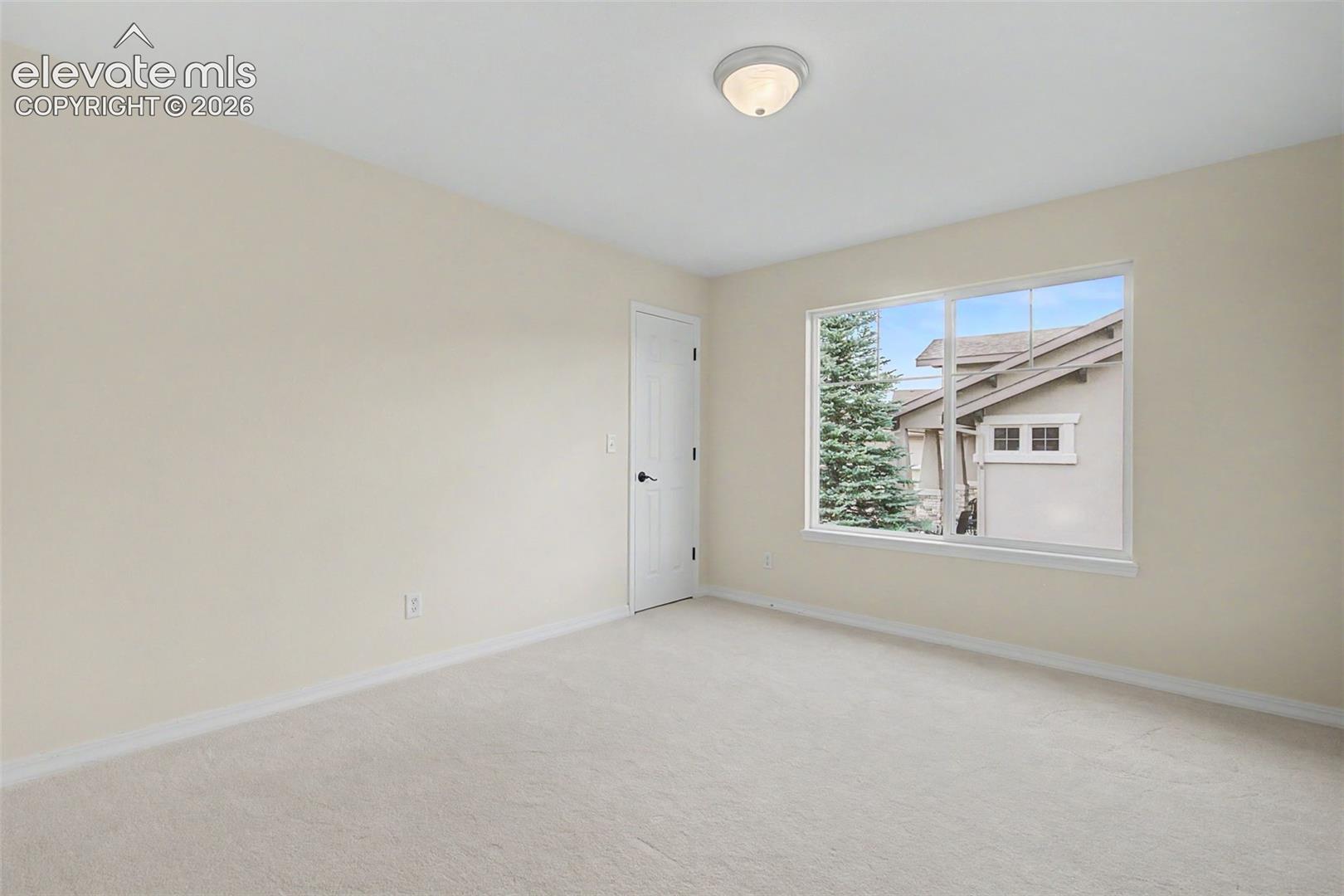 2528 Willow Glen Drive