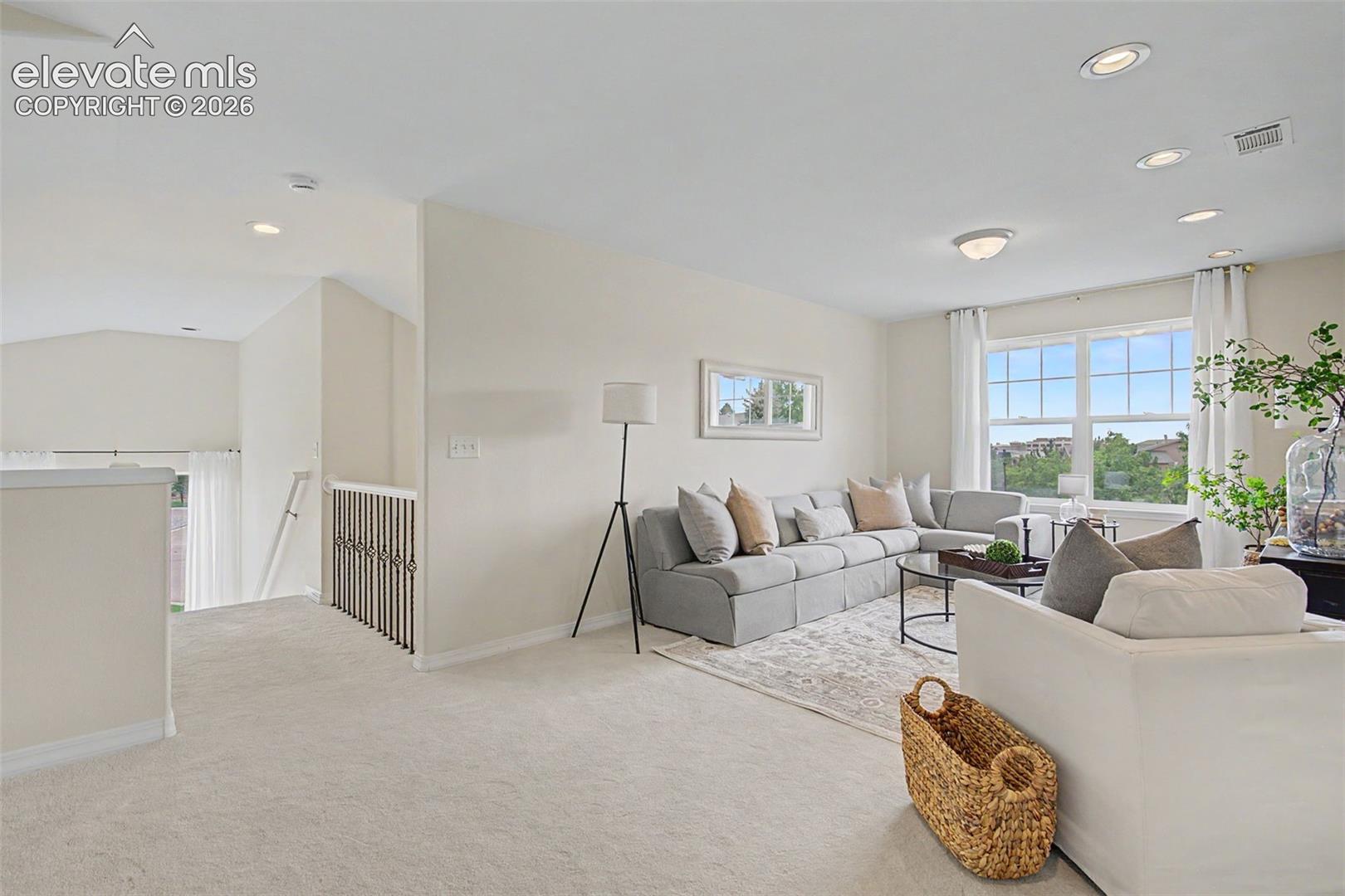2528 Willow Glen Drive
