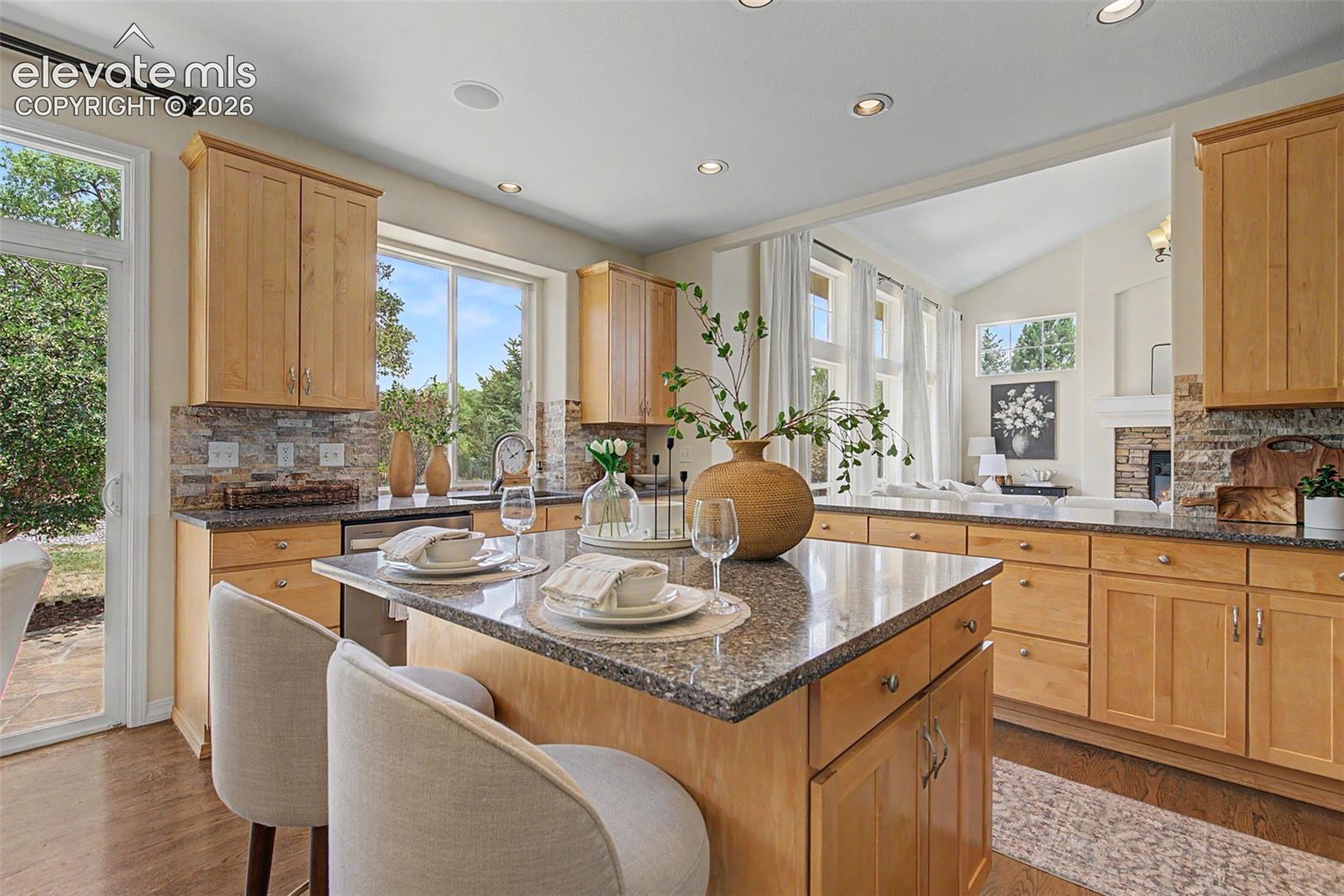 2528 Willow Glen Drive