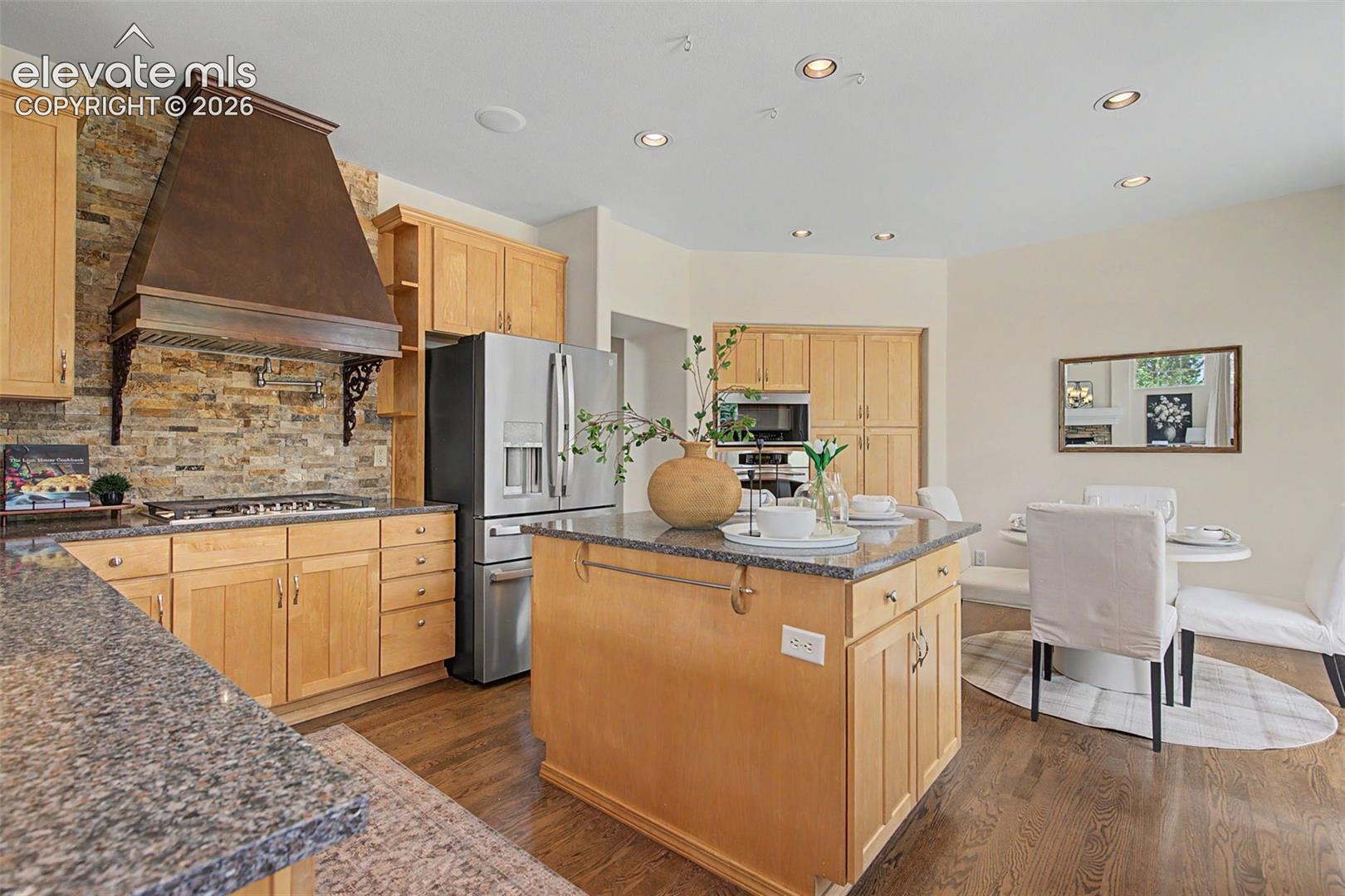 2528 Willow Glen Drive