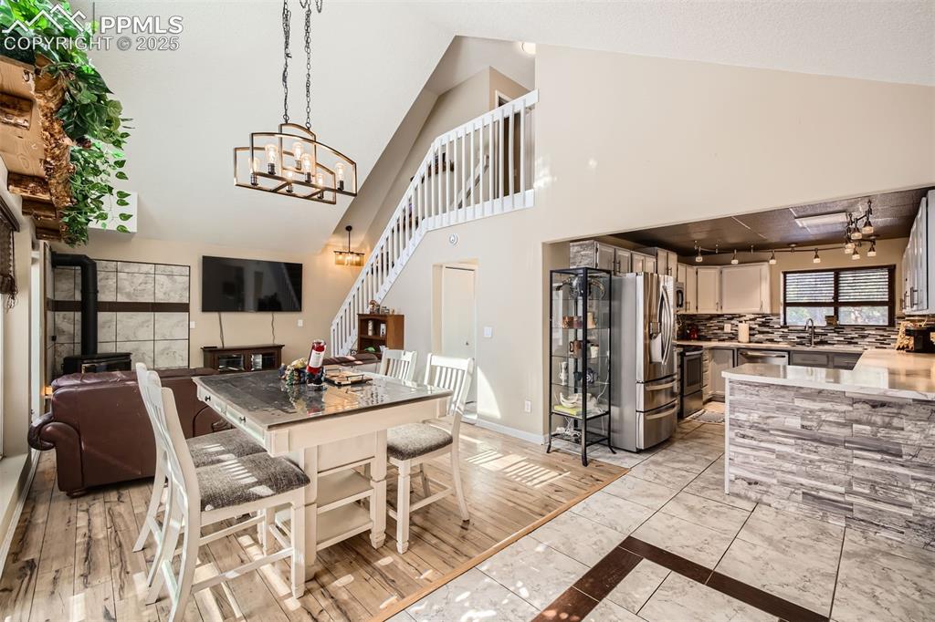 46 Barr Lake Circle