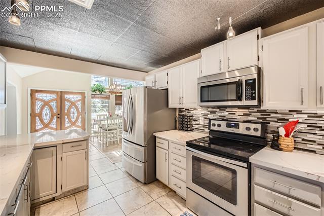 46 Barr Lake Circle