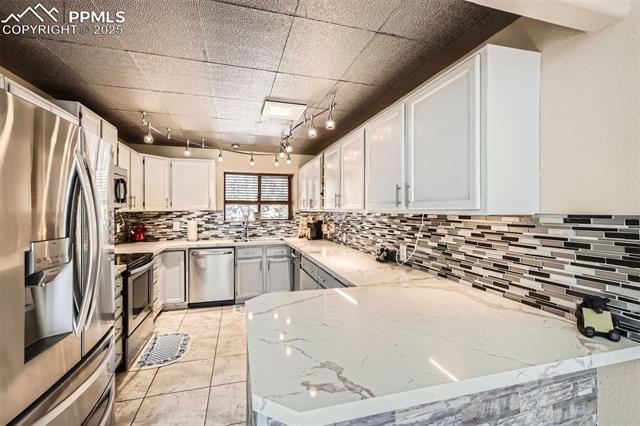46 Barr Lake Circle