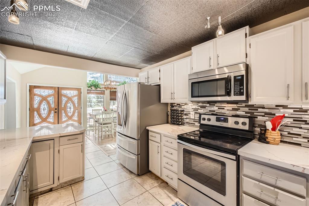 46 Barr Lake Circle
