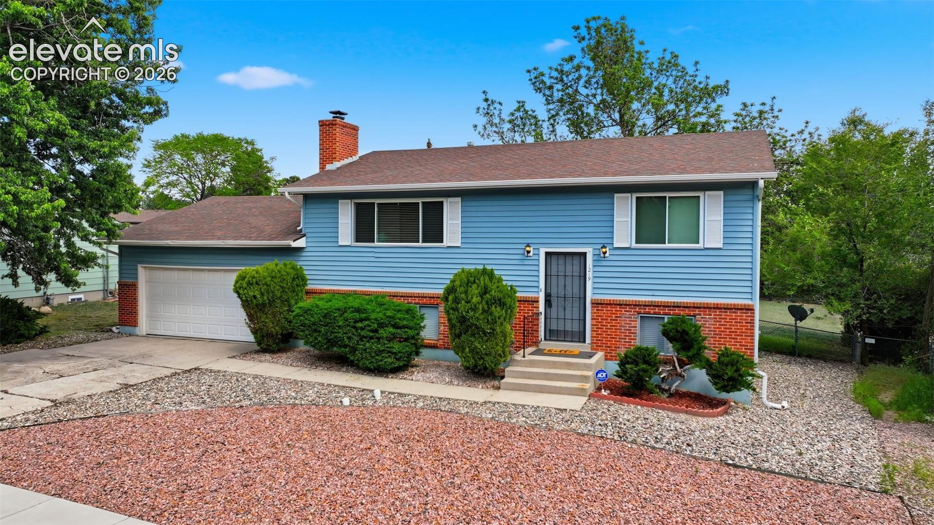 1219 Lewis Lane
