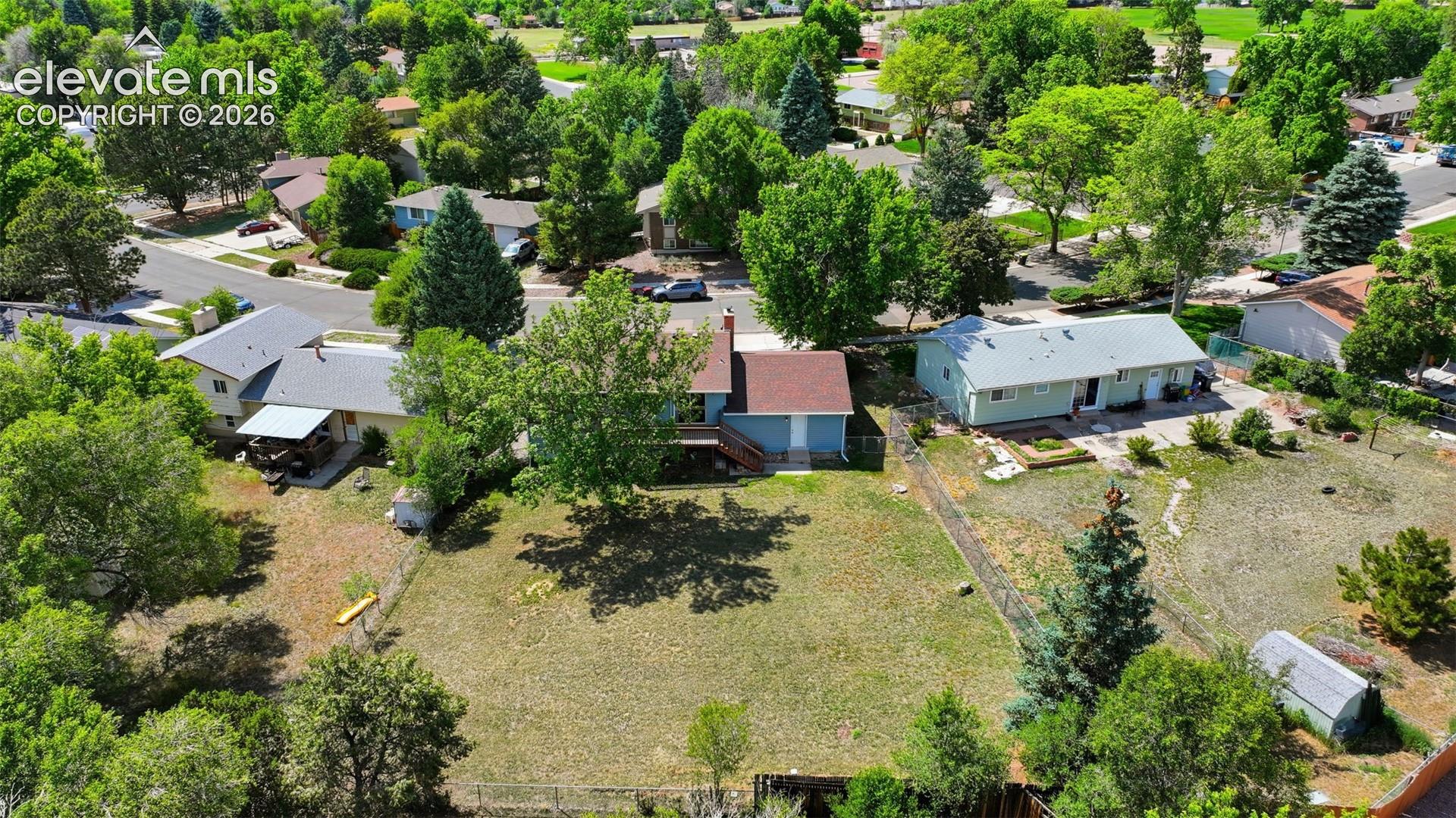1219 Lewis Lane