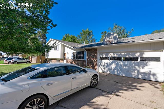 2030 Bryant Avenue