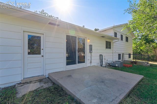 2030 Bryant Avenue