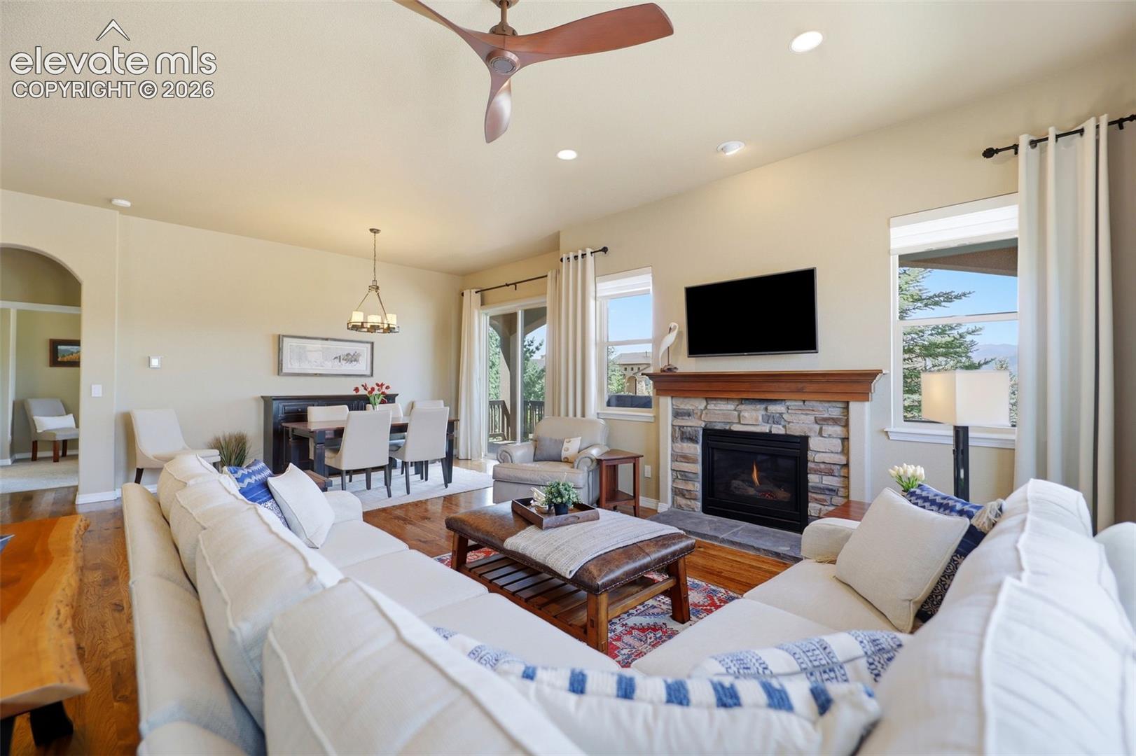 2415 Veneto Way