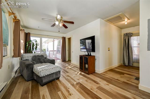 715 S Cascade Avenue