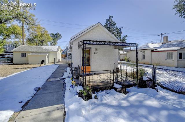 715 S Cascade Avenue