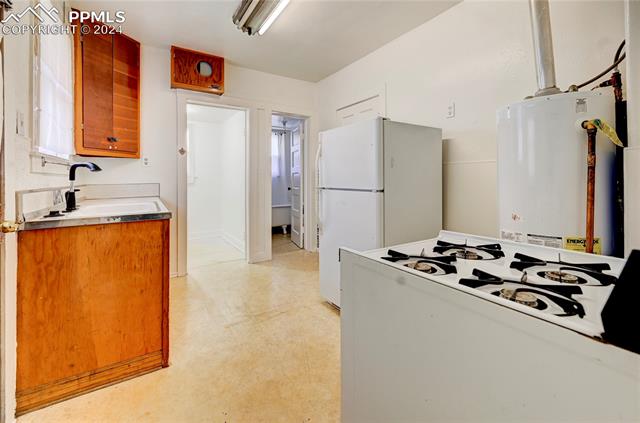 715 S Cascade Avenue