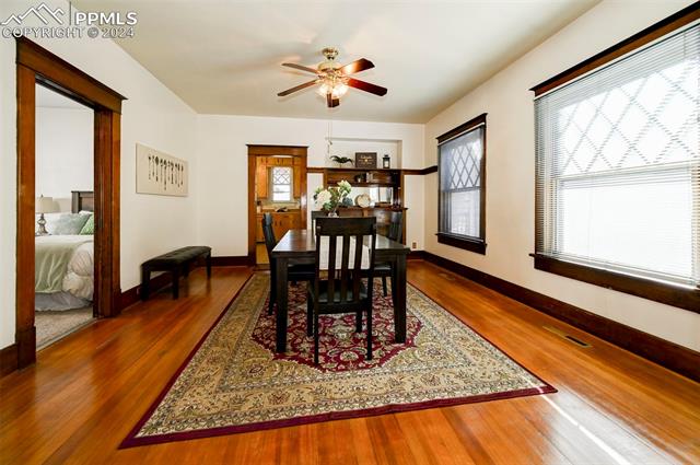 715 S Cascade Avenue