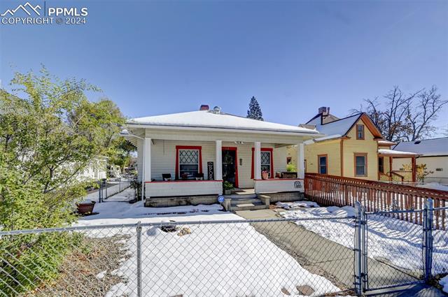 715 S Cascade Avenue