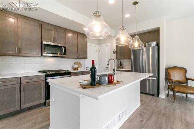 17627 Lemon Rye Loop