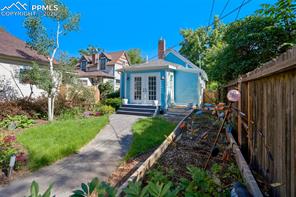 321 E Willamette Avenue