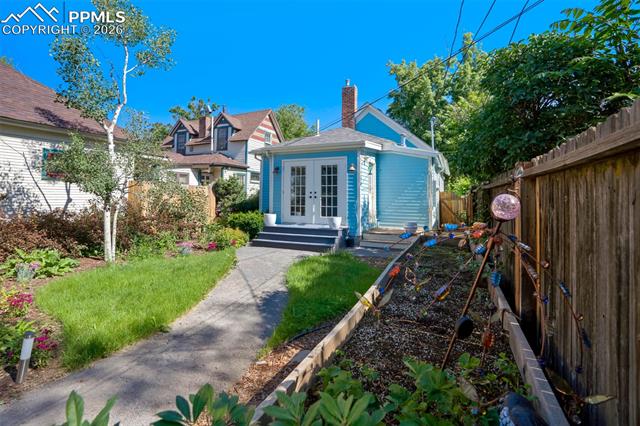 321 E Willamette Avenue