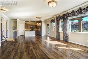 13274 Cake Bread Heights