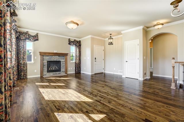 13274 Cake Bread Heights