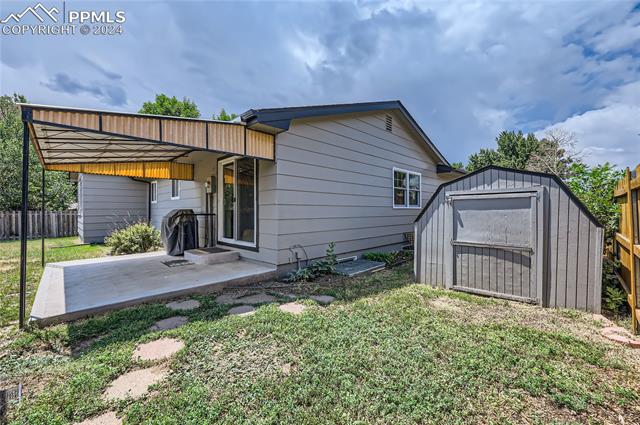 4909 Hackamore Drive N