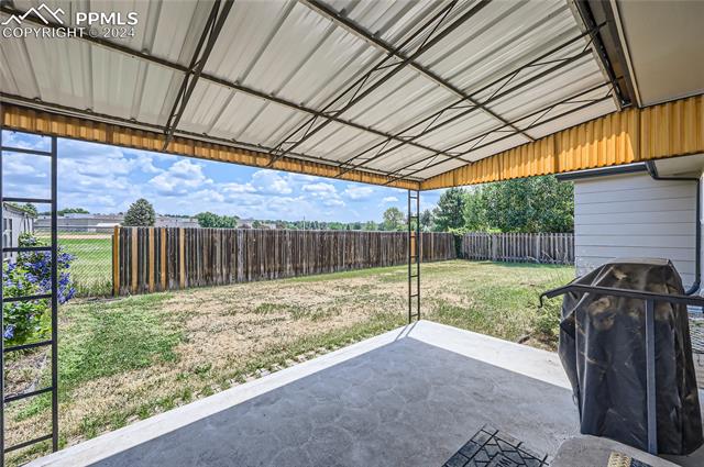 4909 Hackamore Drive N