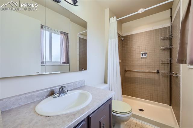 4909 Hackamore Drive N