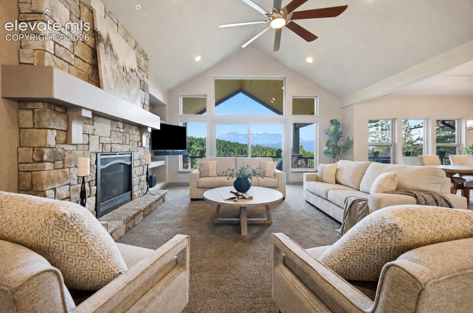 955 Locklin Way
