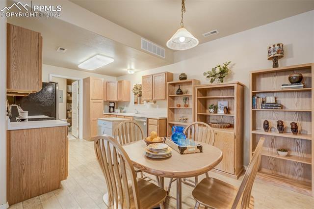 3020 Mandalay Grove 2