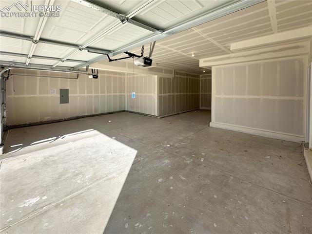 8237 Sophia Lane