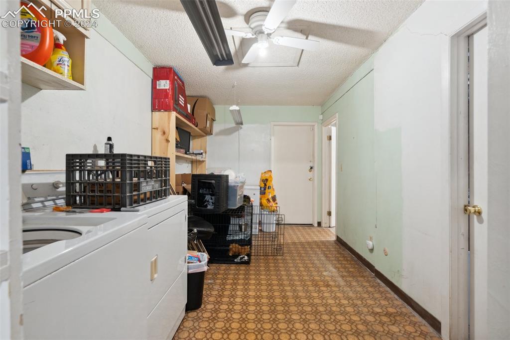 404 N Walnut Street