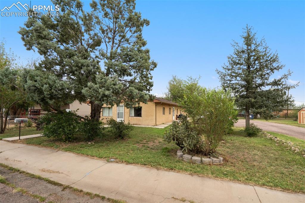 404 N Walnut Street