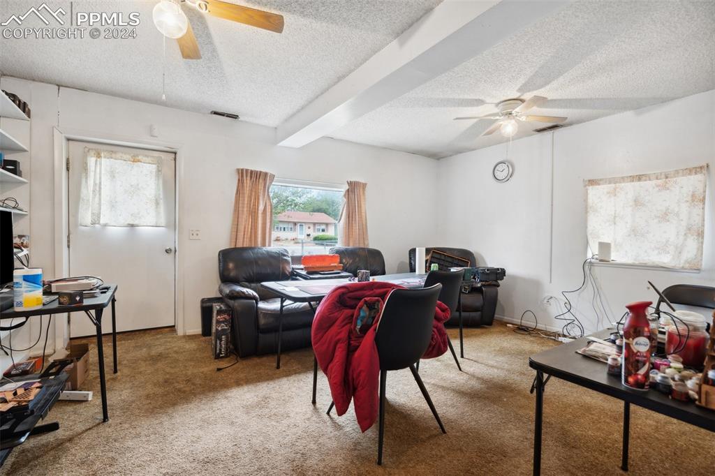 404 N Walnut Street