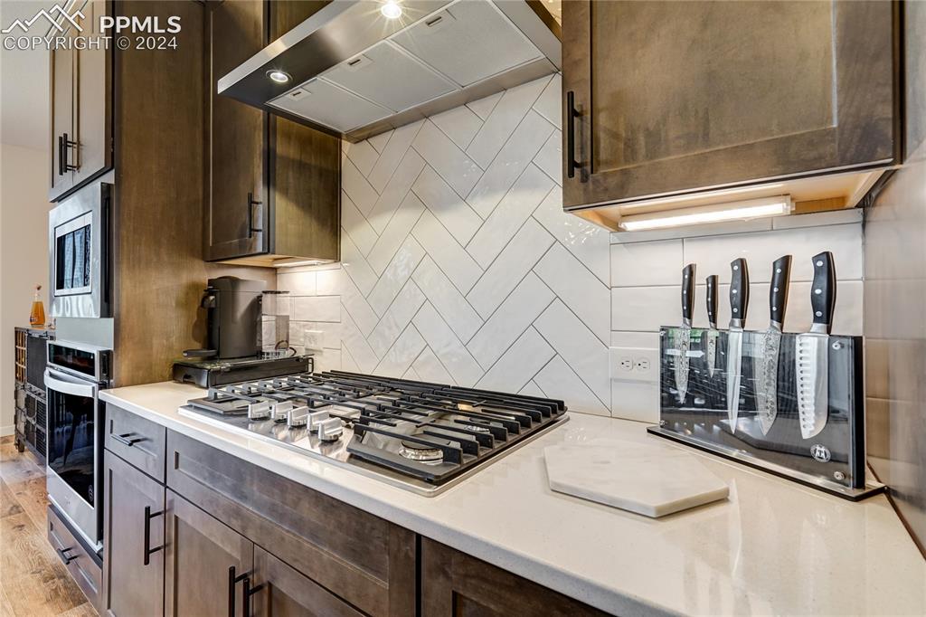4127 Parkwood Trail
