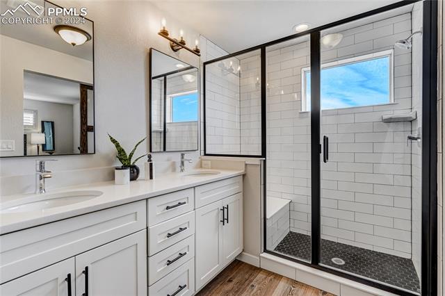 4127 Parkwood Trail