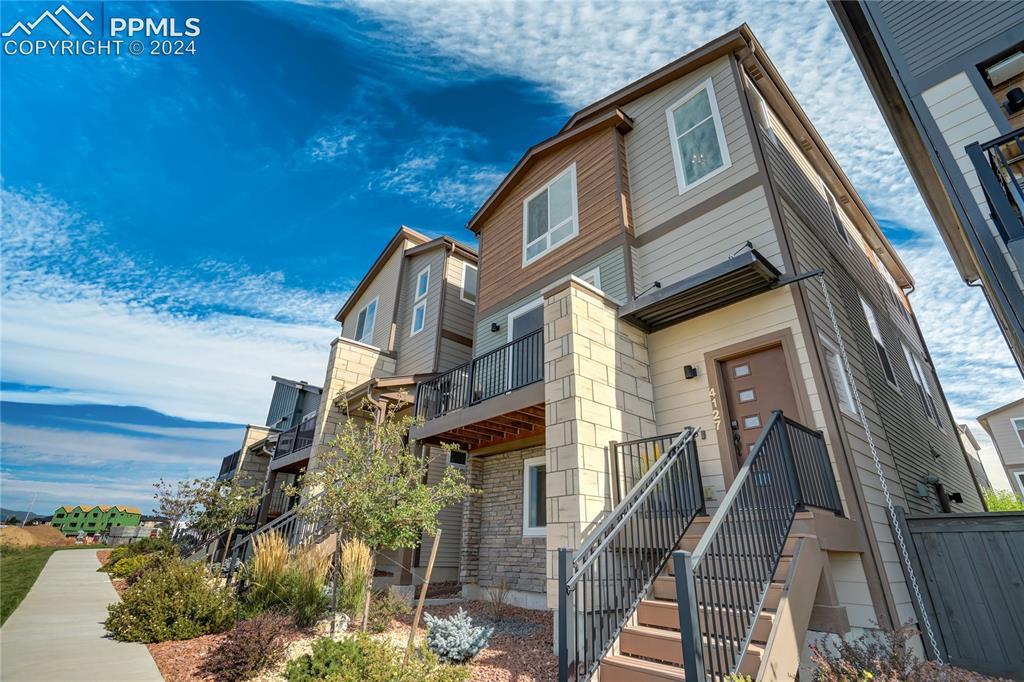 4127 Parkwood Trail