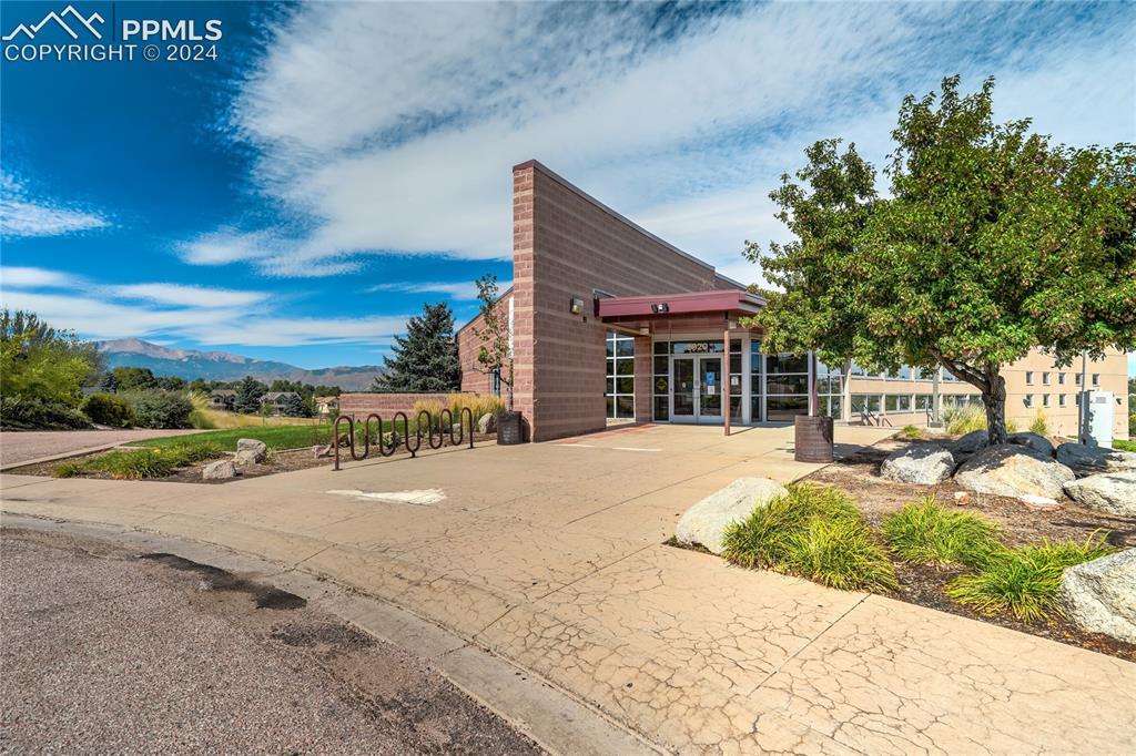 4127 Parkwood Trail