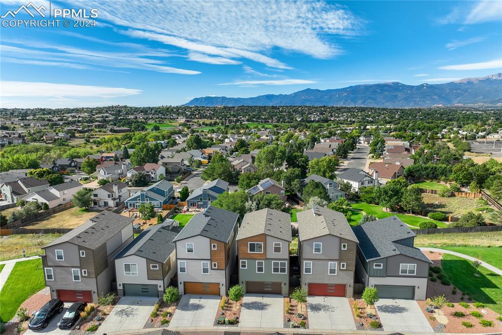 4127 Parkwood Trail