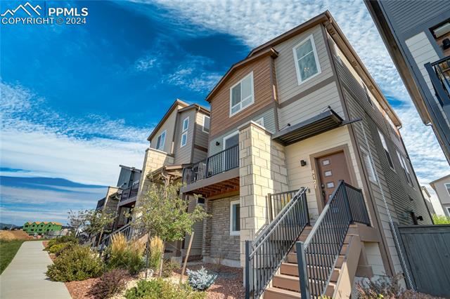 4127 Parkwood Trail