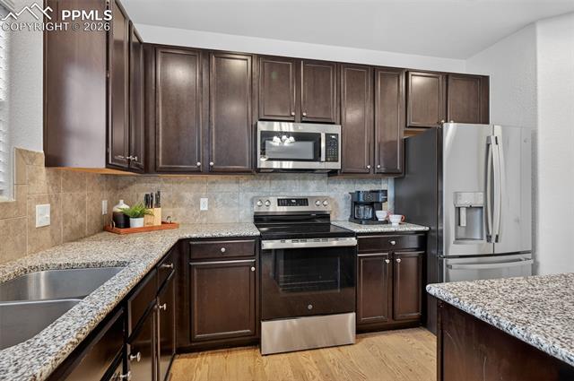 8253 Hardwood Circle