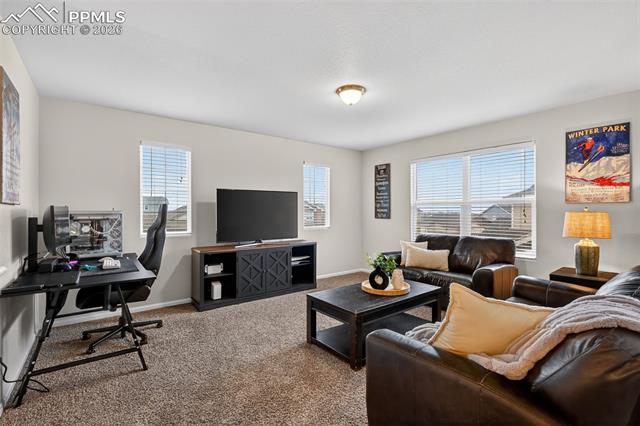 8253 Hardwood Circle