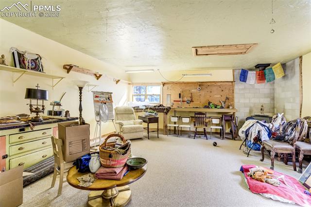 12225 Glenridge Lane