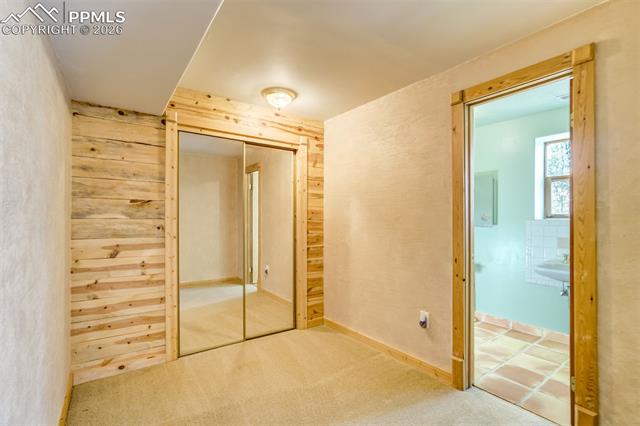 12225 Glenridge Lane