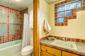 12225 Glenridge Lane