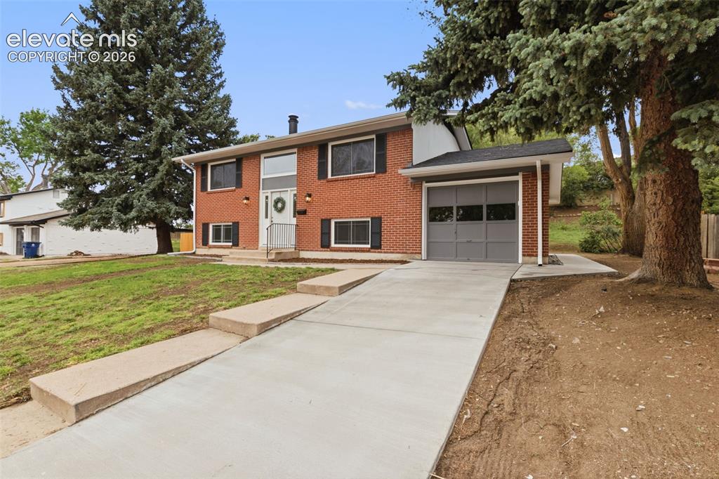1310 Holmes Drive