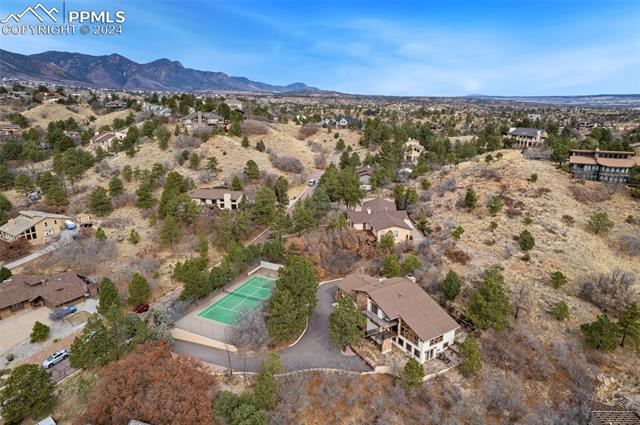 7007 Oak Hills Court