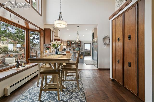 7007 Oak Hills Court