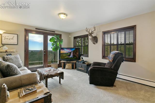 7007 Oak Hills Court