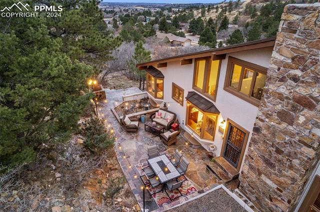 7007 Oak Hills Court